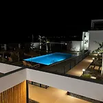 Gorgeous Douplex In Appartement *